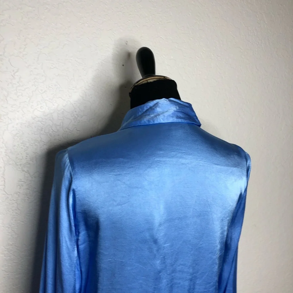J Crew blue shiny satin gold button cropped button down top size Extra Small XS